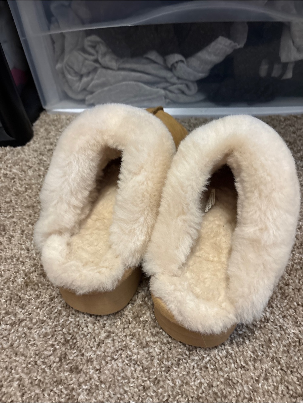 BearPaw Platform Slippers - Picture 4 of 5